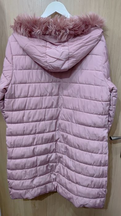 Różową długa kurtka zimowa kapturem Pepco