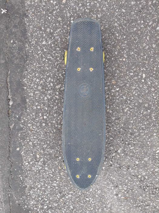 Skate cruiser estilo penny board Deeply
