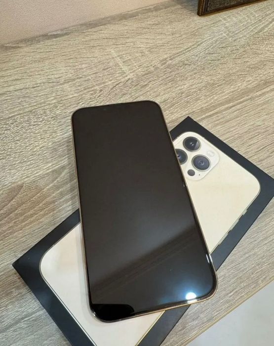 Продам iPhone 13 Pro Max 256