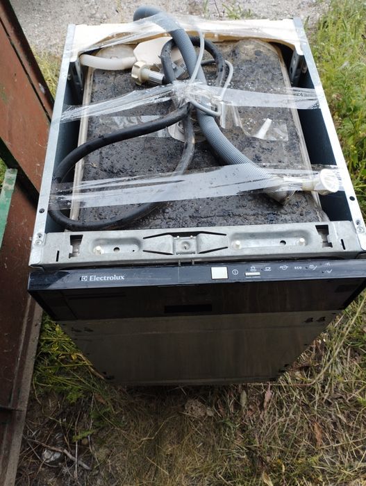 Вбудована посудомийка Electrolux, 45 см.