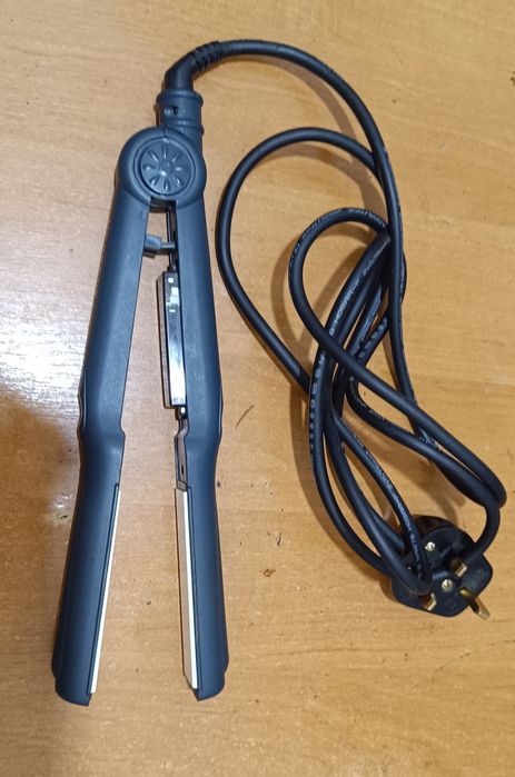 Утюжок для волосся