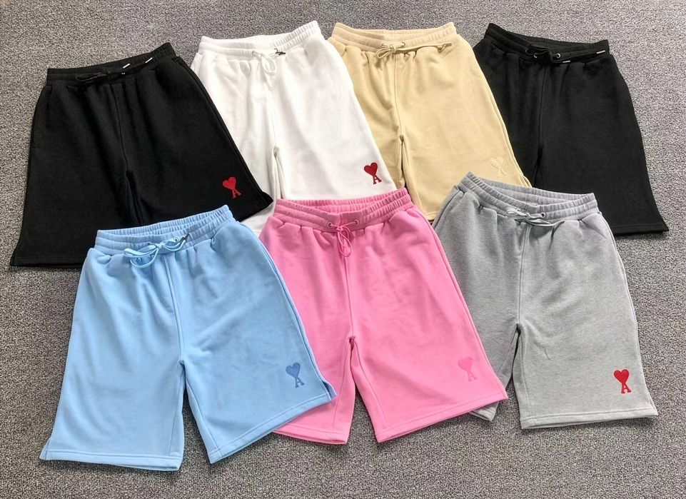 Шорти Ami Paris шорти Амі Париж унісекс чорні білі бежеві рожеві голубі сірі чоловічі жіночі ami paris shorts