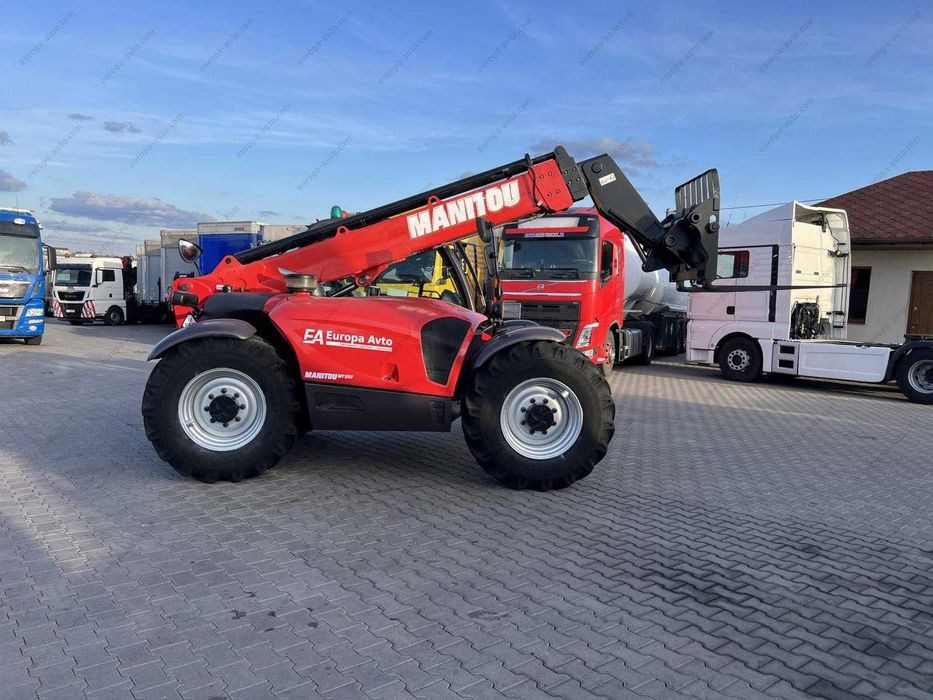 Погрузчик телескопічний MANITOU MT 932