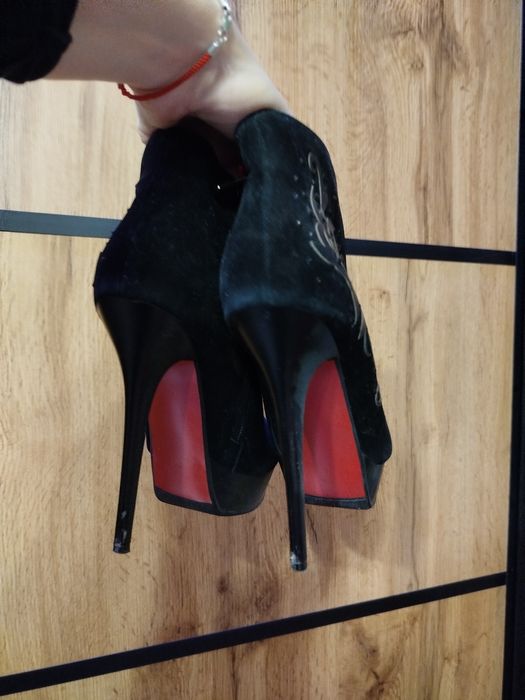 Сапоги  casadei чоботи шпильки угги кросівки