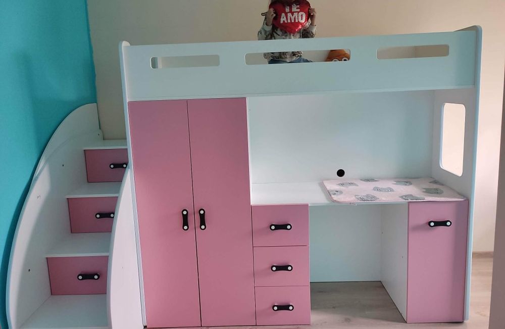 Łóżko piętrowe dla dziewczynki