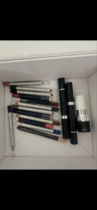 Олівці та помади діор тестер все комплектом
