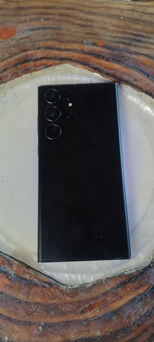 Samsunga Galaxy S23 ultra.
