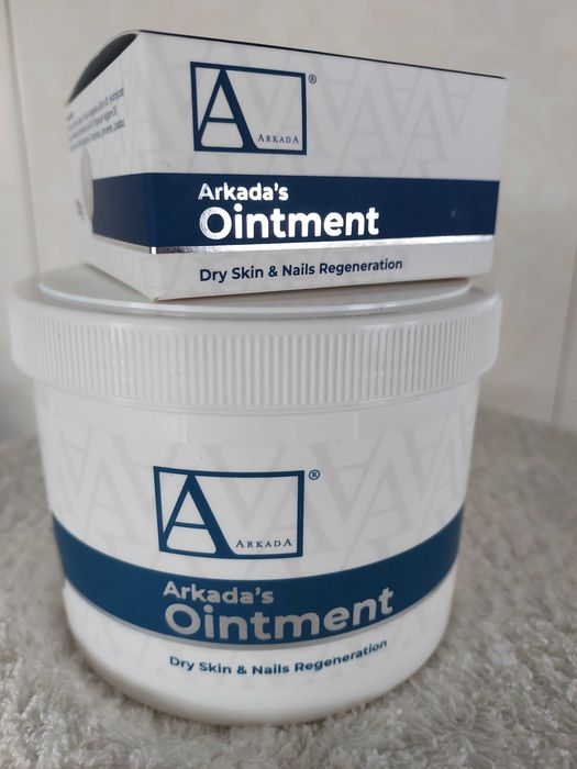 Мазь Ointment Arkada's для загоєння та зволоження сухої потрісканої шкіри ніг, рук, колін, ліктів.