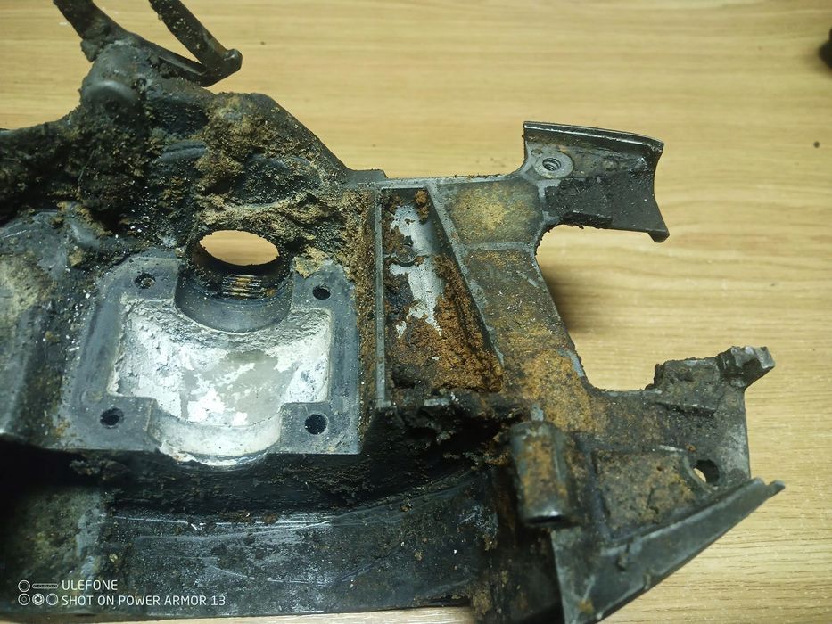 Partner 4200 Karter Obudowa Silnika Korpus