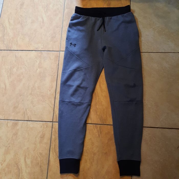 Spodnie dresowe under armour
