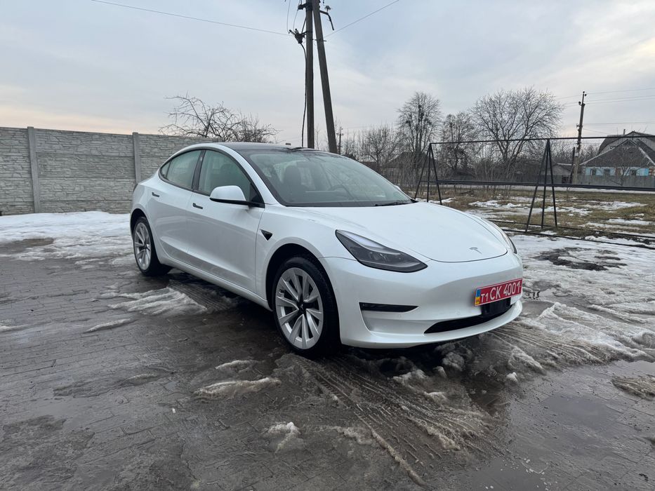 Продам Тesla model 3