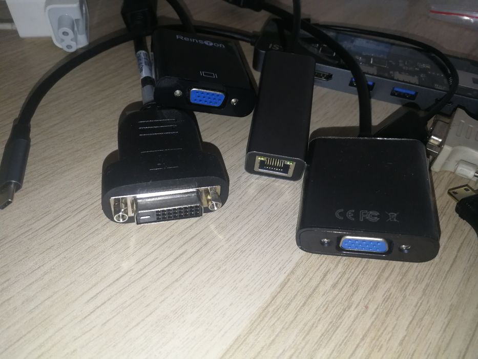Duży zestaw przejściówek HDMI VGA LAN mHDMIdwi m USB Apple