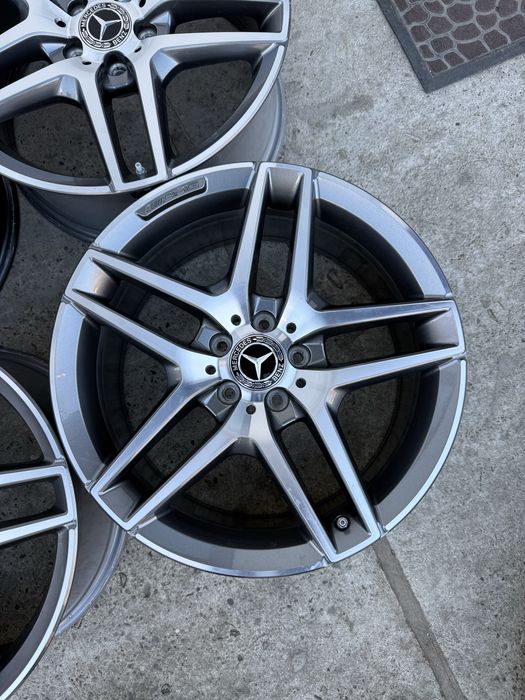 Диски 19 5.112 ЕТ38 8,5jx19H2 Mercedes W222 AMG