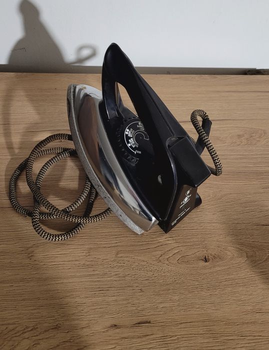 Żelazko z czasów PRL Dezamet vintage