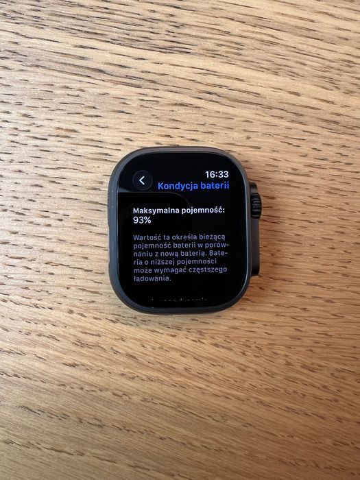 Apple Watch Ultra 2 Titanium Black – komplet akcesoriów