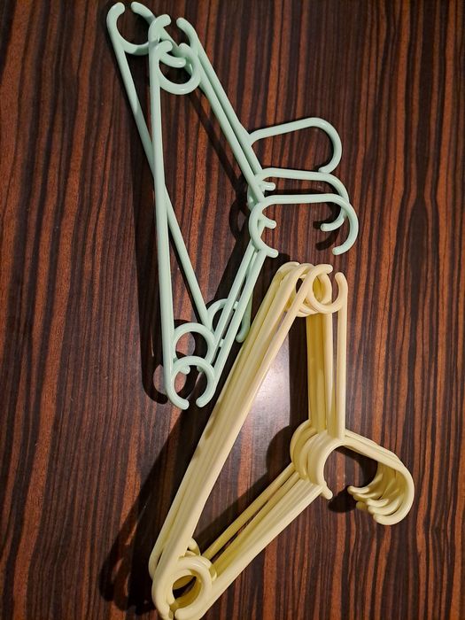 Wieszaki dziecięce 9szt.