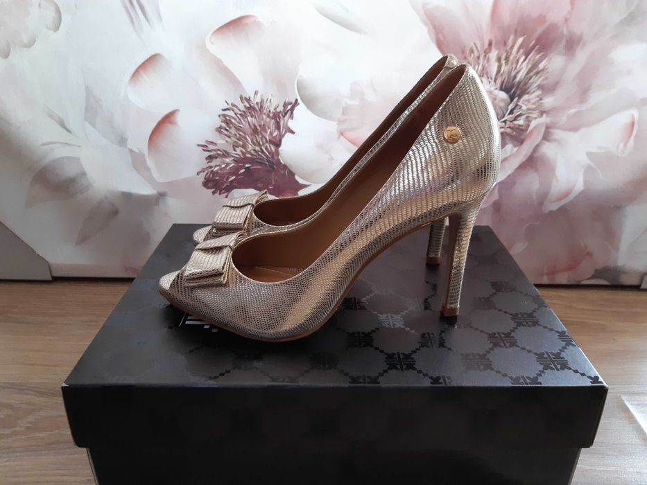 Szpilki Kazar złote 38 wężowa skóra NOWE