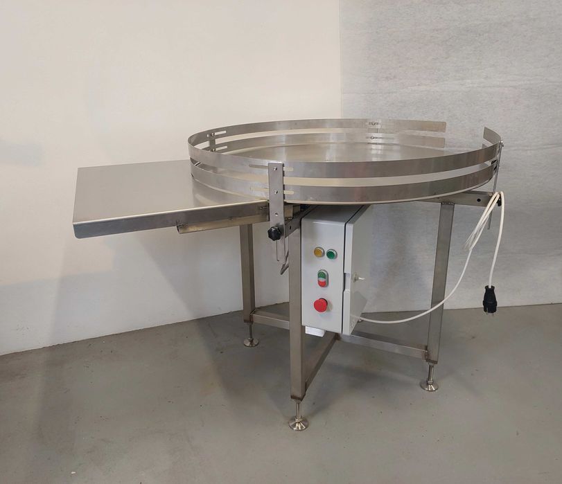 Stół odbiorczy, buforowy, obrotowy