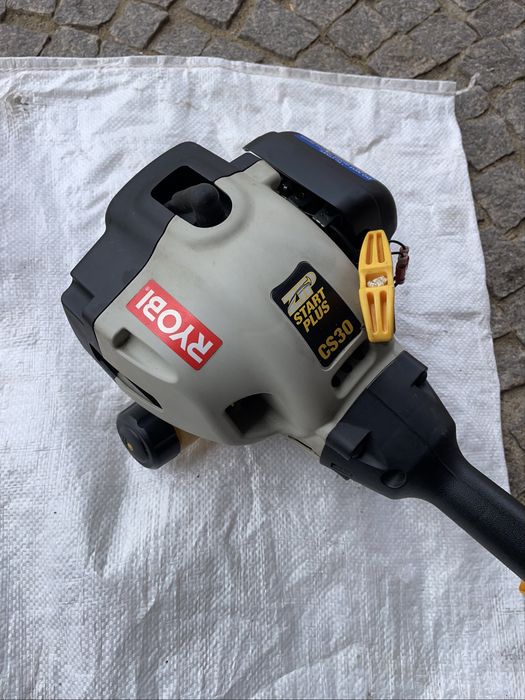 Podkaszarka kosa spalinowa Ryobi