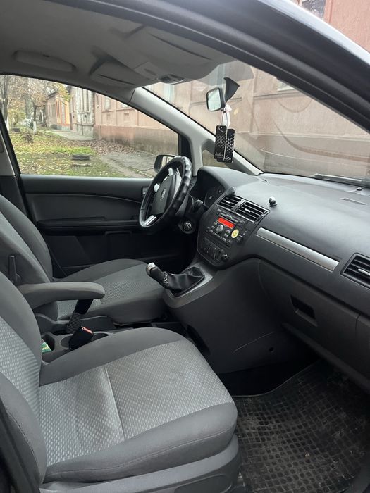 Продам Ford C -Max