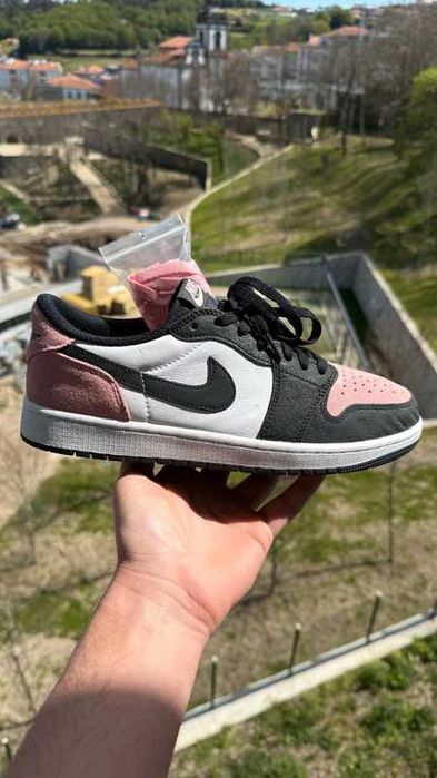 Jordan 1 Low OG Bleached Coral 43