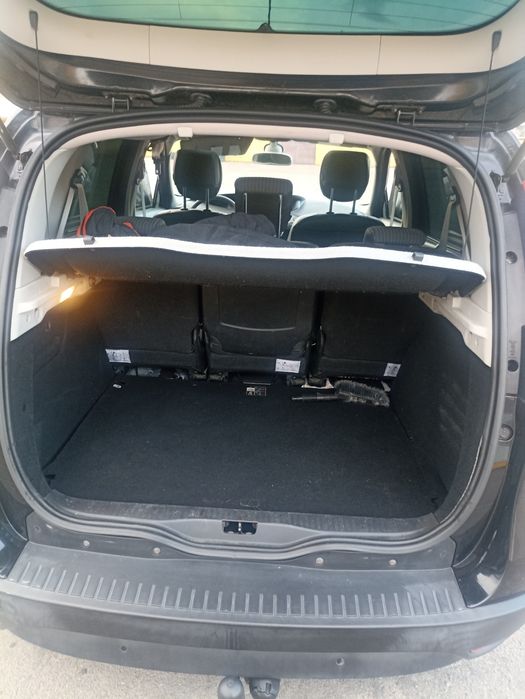 Renault Scenic 2011