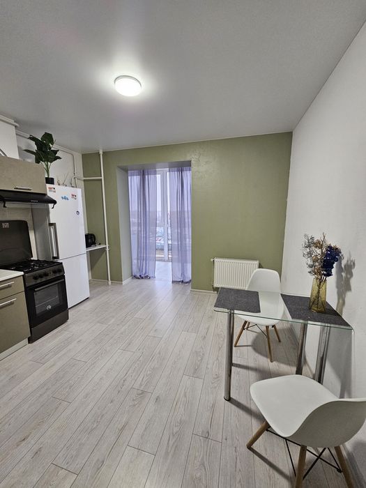 Погодинно в різних районах міста