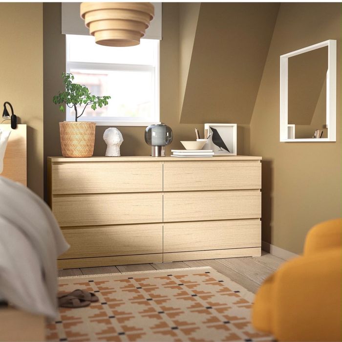 Comoda IKEA em optimo estado