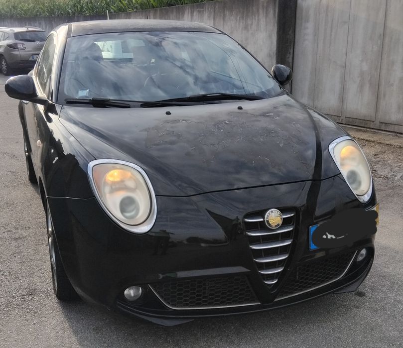 vendo alfa Romeu Mito 1.3 multiget 90 cv a precisar de pintura , salvado