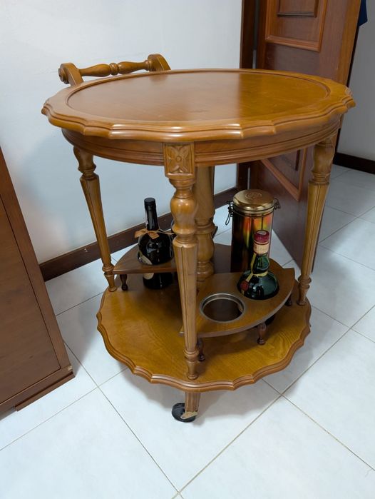 Carrinho bebidas madeira otimo estado