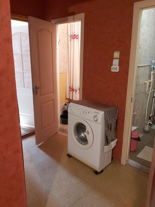 Продам двокімнатну квартиру