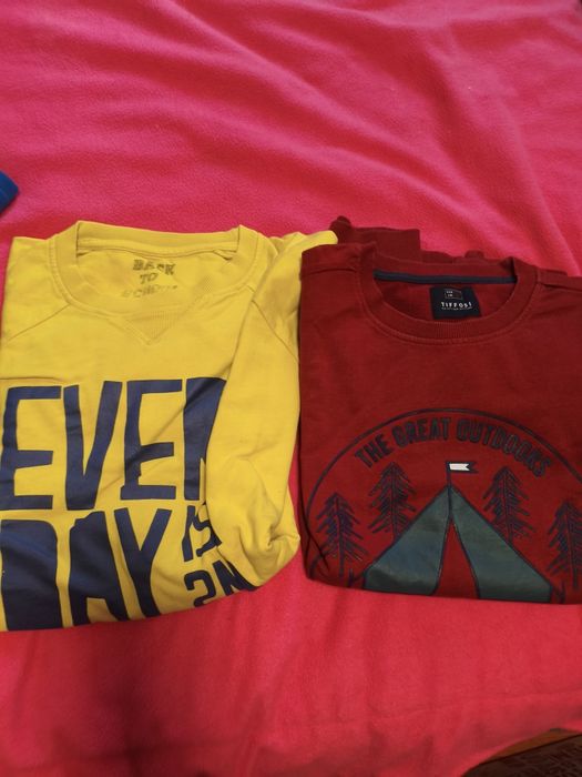 Roupas de +- 10 a 14 anos, além dessas fotos tenho outras mais . O preço varia de 5€ até 25€