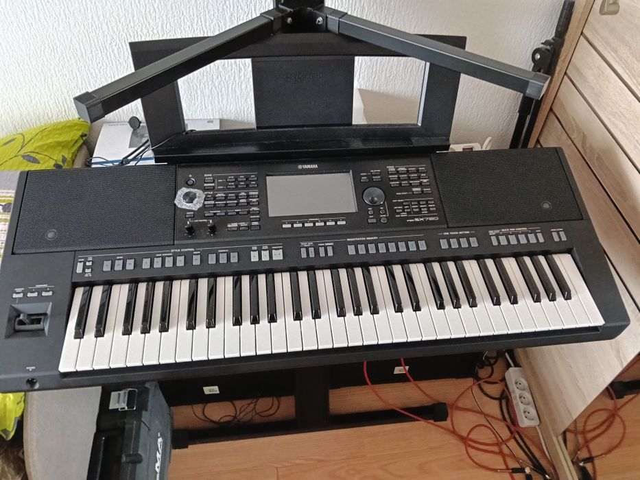 Kiboard Yamaha Psr s 720