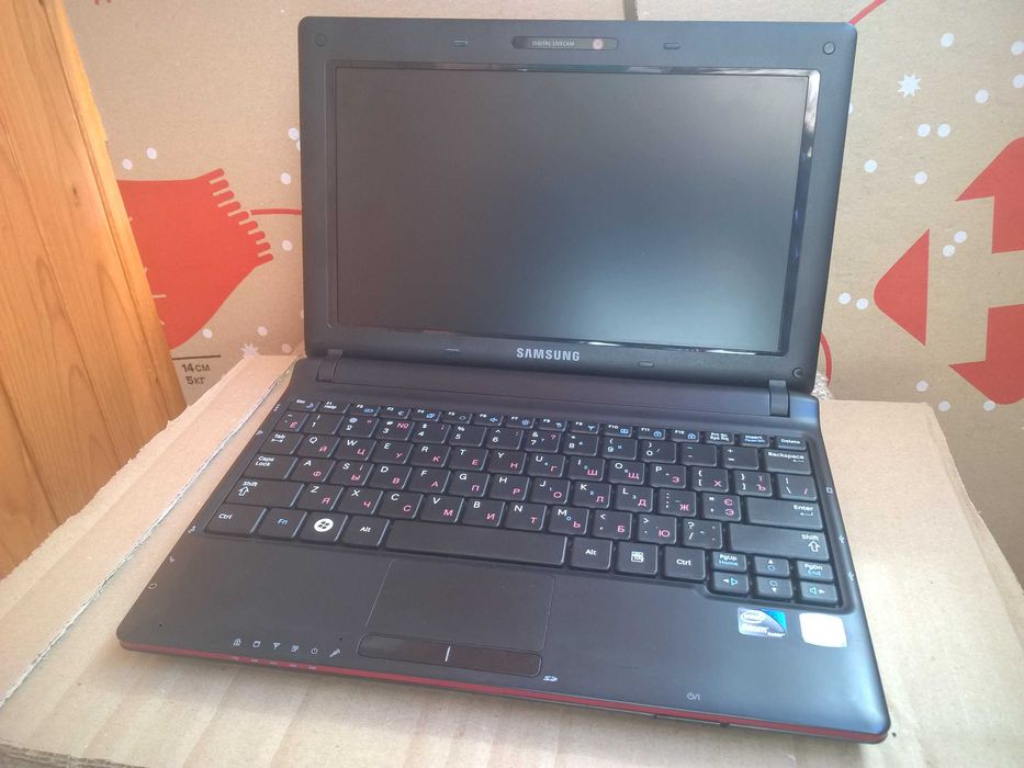 Продам нетбук Samsung N145 Plus