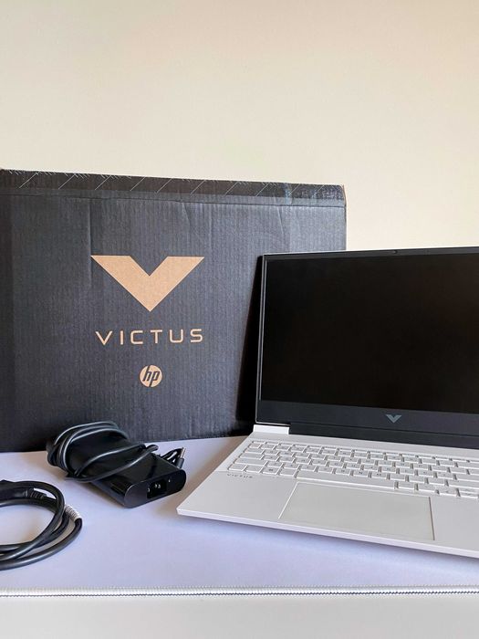 Gaming Victus by HP 16 c/ carregador e caixa original 2021