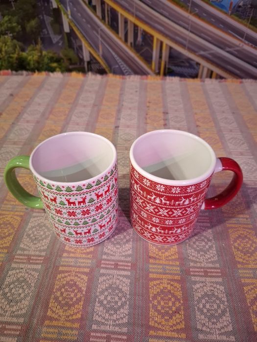 Чашки новогодние 2шт