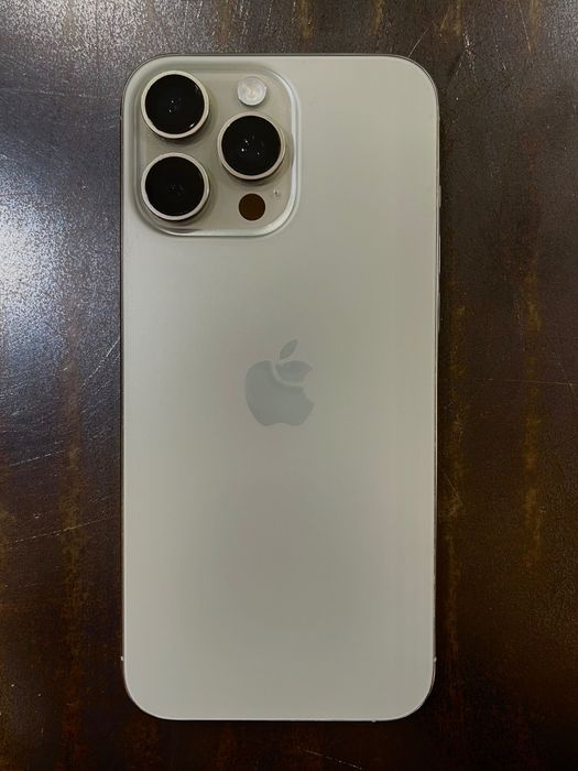 iPhone 16 Pro Max 256GB – Como novo