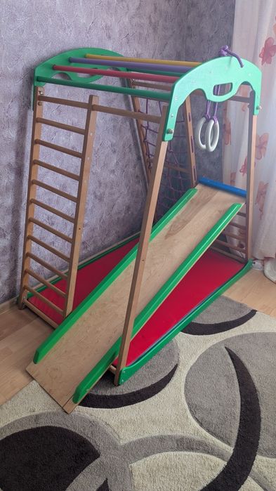 Дитячий спортивний куток