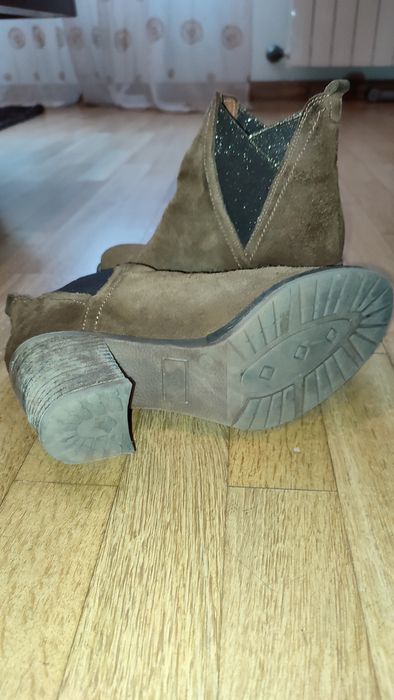 Botins castanhos camurça - Manuel Alves