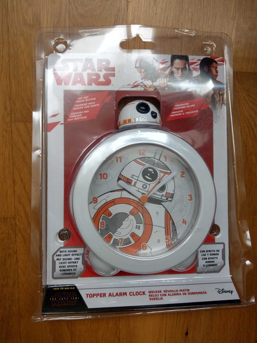 *Prezent Nowy bardzo ładny Budzik Zegar Star Wars Disney Maplin USA