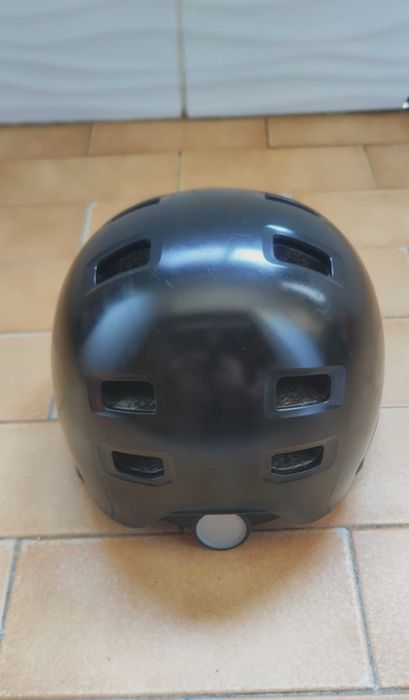 Capacete para trotinete, bicicleta, BTT, etc...