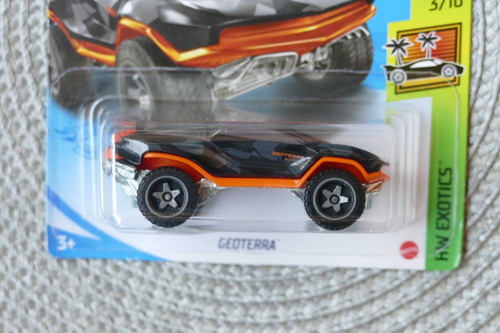 Hot Wheels autko "Resorak" GEOTERRA edycja 2021r.