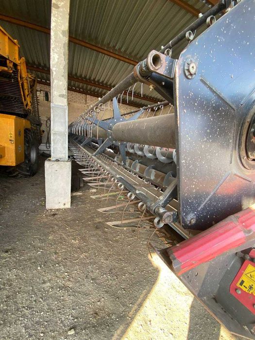 Продам зернозбиральний комбайн Massey Ferguson 7278