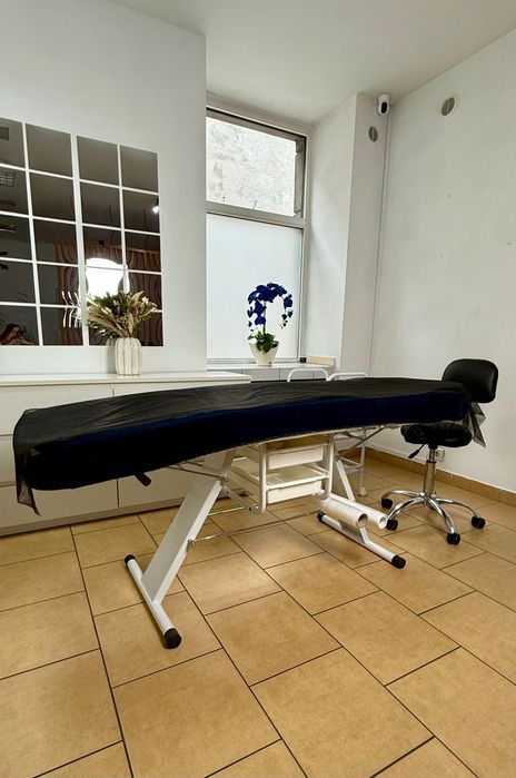 Wynajem stanowiska kosmetycznego Łódź Piotrkowska – rzęsy / makijaż permanentny