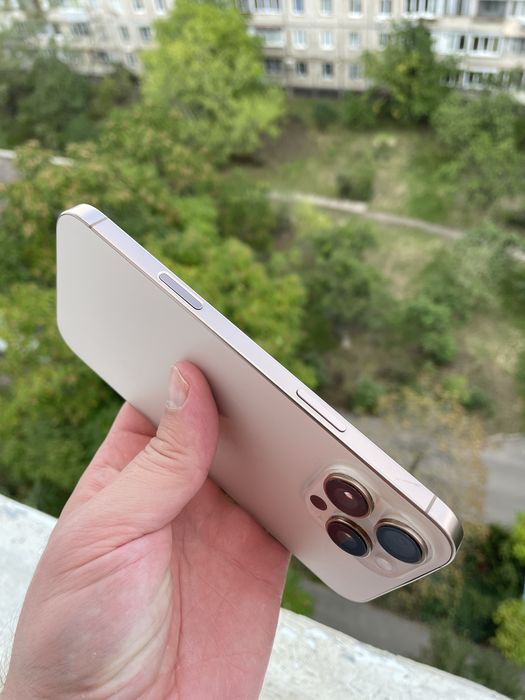 Продам IPhone 16 PRO MAX 256 Neverlock