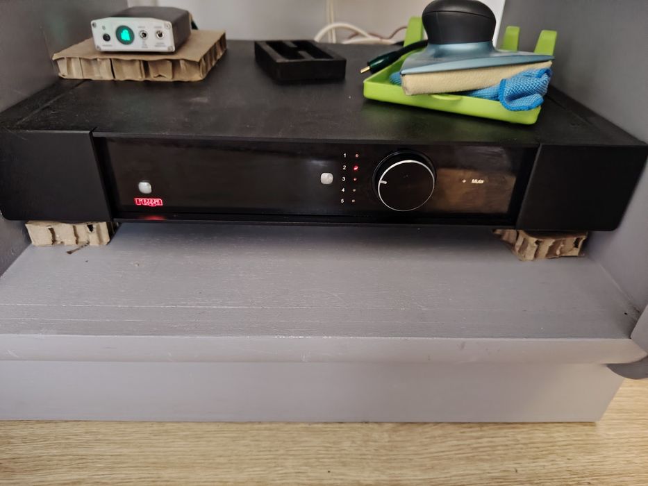 Amplificador Rega ELEX R alta fidelidade