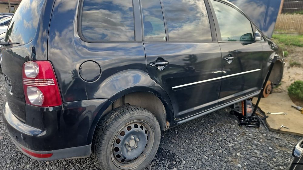 Volkswagen touran lift 2.0 tdi
