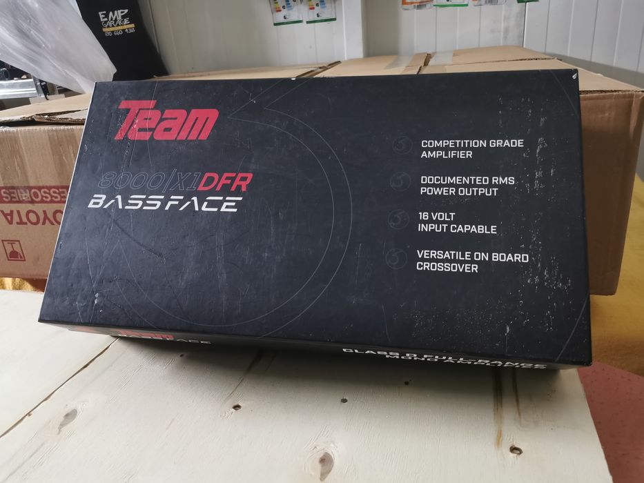 Wzmacniacz samochodowy bassface 8kw