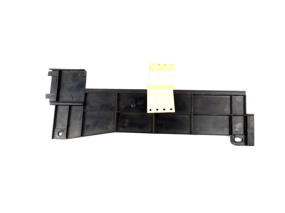 Cobertura / Resguardo Bmw 5 Ref: 17111712024 1987 - 1997