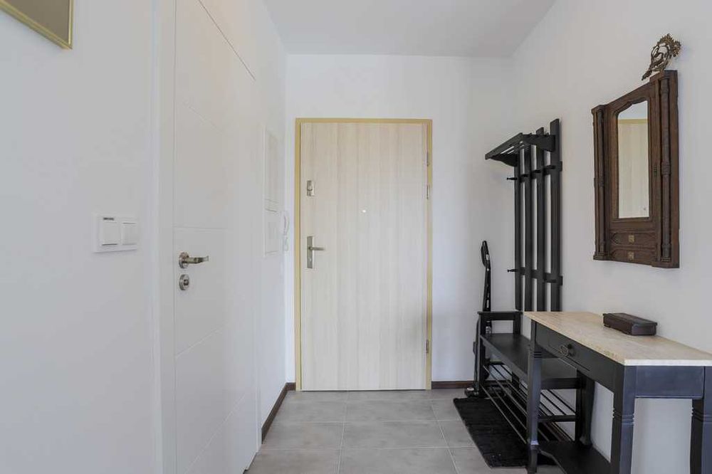 Atrakcyjne-Myśliwska/2-pok/garaż/balkon